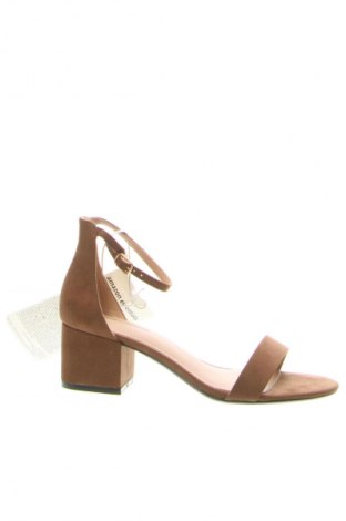 Încălțăminte de damă Amazon Essentials, Mărime 39, Culoare Maro, Preț 157,99 Lei