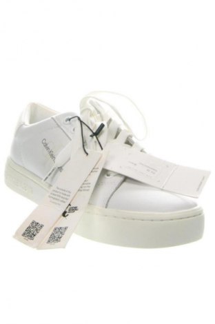 Dámske topánky  Calvin Klein Jeans, Veľkosť 38, Farba Biela, Cena  103,95 €