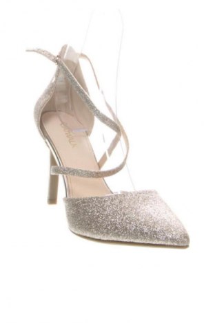 Női cipők Catwalk, Méret 40, Szín Arany
, Ár 21 951 Ft