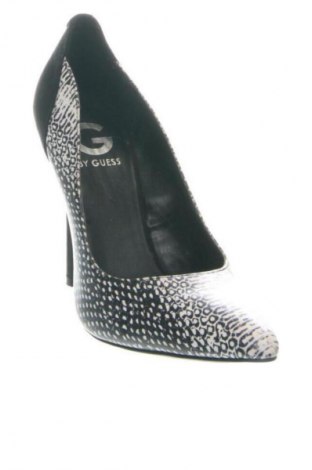 Obuwie damskie Guess, Rozmiar 37, Kolor Kolorowy, Cena 215,72 zł