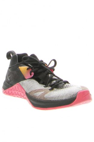 Γυναικεία παπούτσια Nike, Μέγεθος 39, Χρώμα Πολύχρωμο, Τιμή 82,99 €