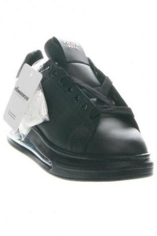 Obuwie damskie RunnerBoss, Rozmiar 41, Kolor Czarny, Cena 133,99 zł