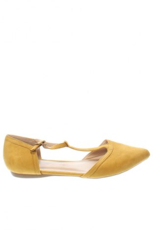Дамски обувки Unbranded, Размер 40, Цвят Жълт, Цена 50,92 лв.