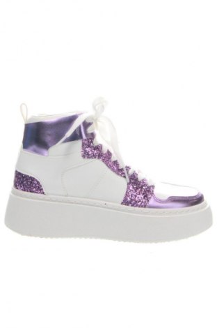 Дамски обувки Unbranded, Размер 39, Цвят Бял, Цена 53,20 лв.