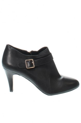 Încălțăminte de damă Vince Camuto, Mărime 38, Culoare Negru, Preț 289,99 Lei