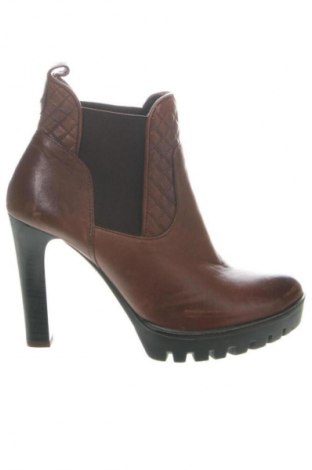 Dámske topánky  Wojas, Veľkosť 38, Farba Hnedá, Cena  44,95 €