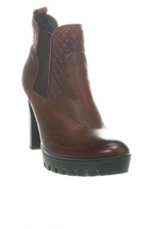 Dámske topánky  Wojas, Veľkosť 38, Farba Hnedá, Cena  44,95 €