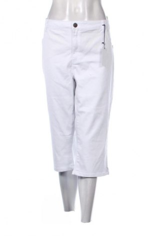 Дамски панталон Arizona, Размер 5XL, Цвят Бял, Цена 46,99 лв.