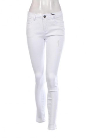 Дамски панталон Arizona, Размер S, Цвят Бял, Цена 46,99 лв.