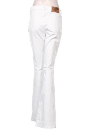 Damenhose Arizona, Größe M, Farbe Weiß, Preis 30,99 €