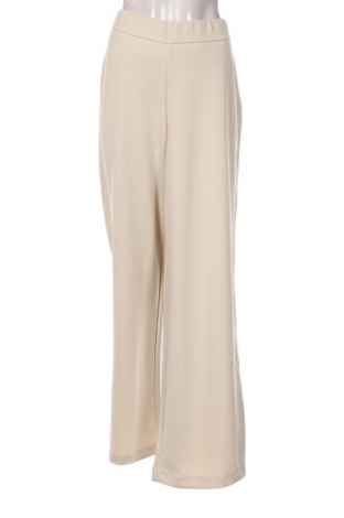 Γυναικείο παντελόνι Base Level, Μέγεθος XL, Χρώμα  Μπέζ, Τιμή 56,99 €