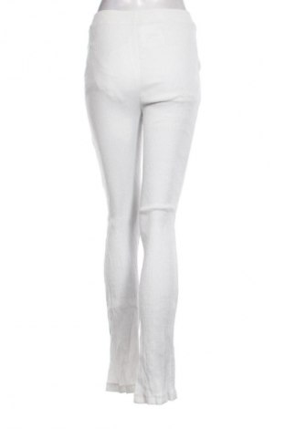 Damenhose Bershka, Größe S, Farbe Weiß, Preis € 14,83
