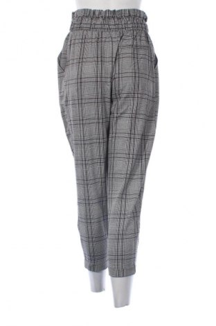 Damenhose Bershka, Größe M, Farbe Mehrfarbig, Preis € 7,99