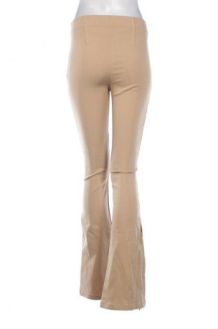 Γυναικείο παντελόνι Bershka, Μέγεθος S, Χρώμα  Μπέζ, Τιμή 14,83 €