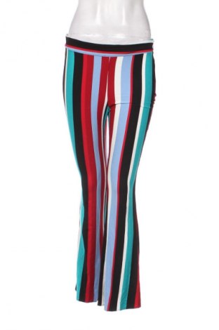 Dámske nohavice Bershka, Veľkosť L, Farba Viacfarebná, Cena  14,83 €