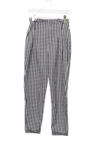 Dámské kalhoty  Bershka, Velikost XS, Barva Vícebarevné, Cena  371,00 Kč