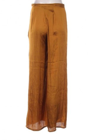 Pantaloni de femei Bershka, Mărime M, Culoare Galben, Preț 76,00 Lei