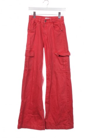 Damskie spodnie Bershka, Rozmiar XS, Kolor Czerwony, Cena 67,00 zł