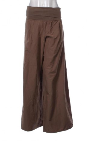 Dámské kalhoty  Bershka, Velikost S, Barva Hnědá, Cena  366,00 Kč