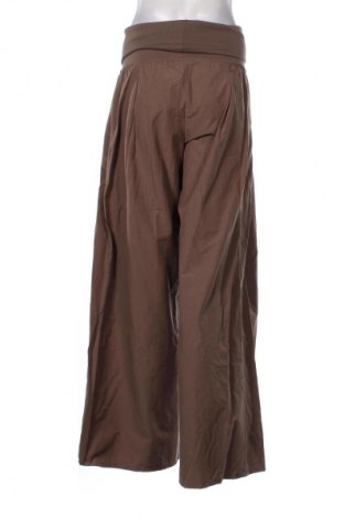 Dámské kalhoty  Bershka, Velikost S, Barva Hnědá, Cena  366,00 Kč