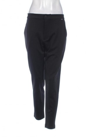 Дамски панталон Calvin Klein, Размер XL, Цвят Черен, Цена 192,99 лв.