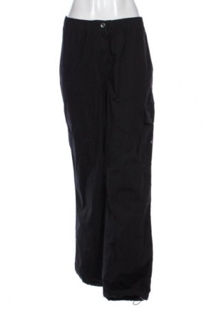 Pantaloni de femei Calvin Klein Jeans, Mărime XL, Culoare Negru, Preț 594,99 Lei