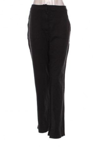 Дамски панталон Calvin Klein Jeans, Размер M, Цвят Черен, Цена 189,99 лв.