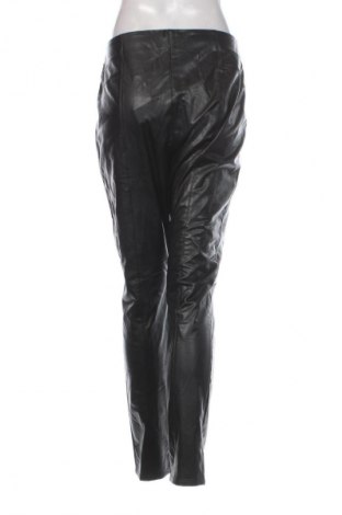 Дамски панталон Comma,, Размер L, Цвят Черен, Цена 142,99 лв.