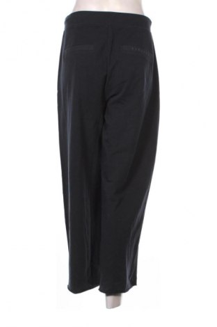 Дамски панталон Elbsand, Размер M, Цвят Син, Цена 93,99 лв.