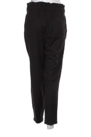 Dámské kalhoty  H&M Divided, Velikost M, Barva Černá, Cena  367,00 Kč