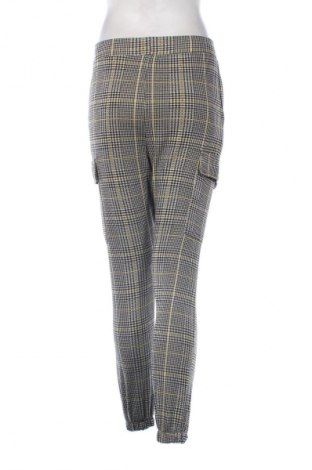 Pantaloni de femei LC Waikiki, Mărime M, Culoare Multicolor, Preț 120,47 Lei