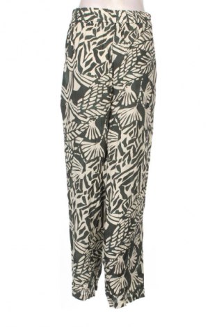 Дамски панталон Lascana, Размер M, Цвят Многоцветен, Цена 93,99 лв.