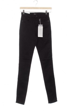 Дамски панталон ONLY, Размер XXS, Цвят Черен, Цена 62,99 лв.