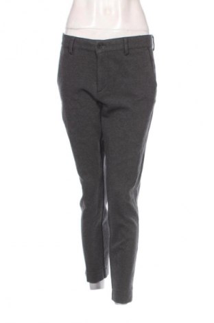 Pantaloni de femei Pierre Cardin, Mărime M, Culoare Gri, Preț 152,99 Lei