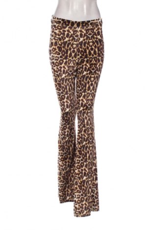 Γυναικείο παντελόνι Pretty Little Thing, Μέγεθος S, Χρώμα Πολύχρωμο, Τιμή 14,77 €