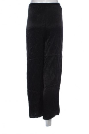 Dámské kalhoty  Pull&Bear, Velikost XL, Barva Černá, Cena  451,00 Kč