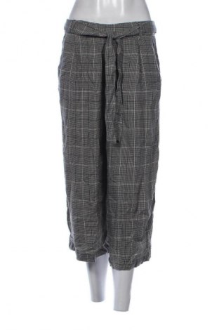 Dámske nohavice Pull&Bear, Veľkosť M, Farba Viacfarebná, Cena  14,83 €