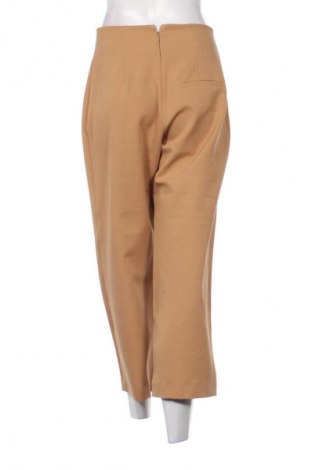 Дамски панталон RUE 8ISQUIT, Размер M, Цвят Бежов, Цена 40,99 лв.