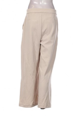 Дамски панталон Reserved, Размер M, Цвят Бежов, Цена 32,99 лв.