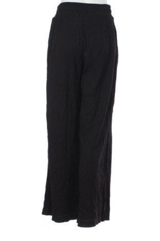 Dámské kalhoty  Reserved, Velikost M, Barva Černá, Cena  366,00 Kč