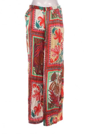 Dámské kalhoty  Reserved, Velikost M, Barva Vícebarevné, Cena  367,00 Kč