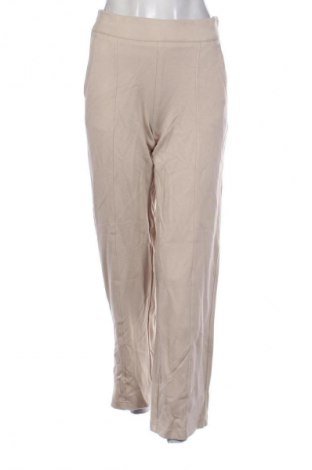 Дамски панталон Street One, Размер S, Цвят Бежов, Цена 75,99 лв.