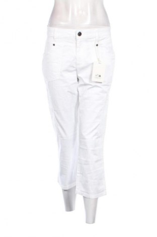 Damenhose Street One, Größe M, Farbe Weiß, Preis 61,99 €