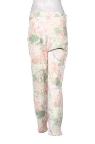 Damskie spodnie Toni, Rozmiar XXL, Kolor Kolorowy, Cena 250,99 zł