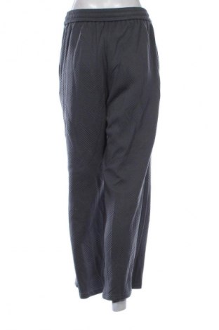 Дамски панталон Unbranded, Размер S, Цвят Сив, Цена 13,99 лв.