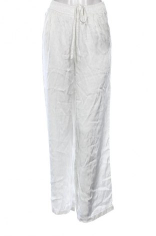 Дамски панталон Unbranded, Размер M, Цвят Бял, Цена 29,00 лв.