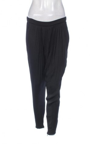 Pantaloni de femei United Colors Of Benetton, Mărime S, Culoare Negru, Preț 108,00 Lei
