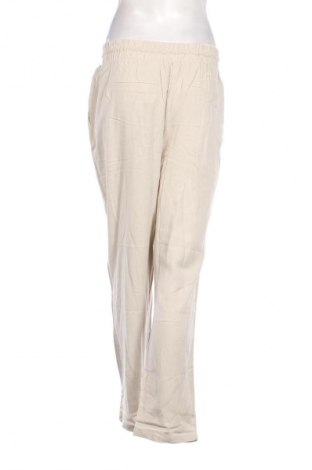 Дамски панталон Vero Moda, Размер XL, Цвят Бежов, Цена 62,99 лв.