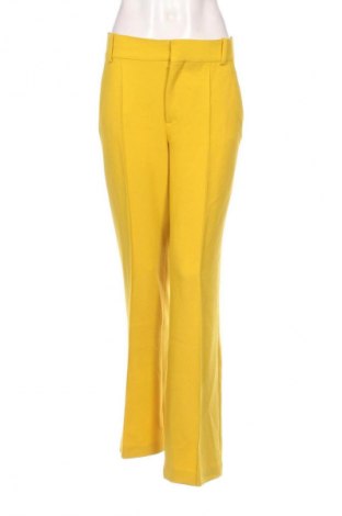 Pantaloni de femei Zara, Mărime M, Culoare Galben, Preț 46,99 Lei