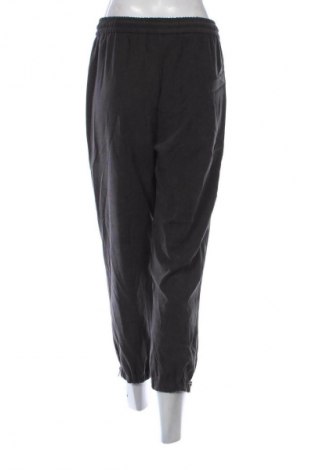 Pantaloni de femei Zara, Mărime M, Culoare Gri, Preț 65,99 Lei